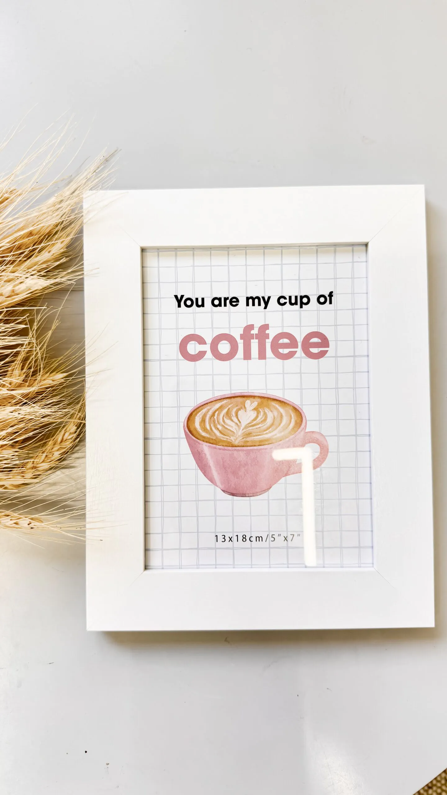 برواز ابيض اطار كبير