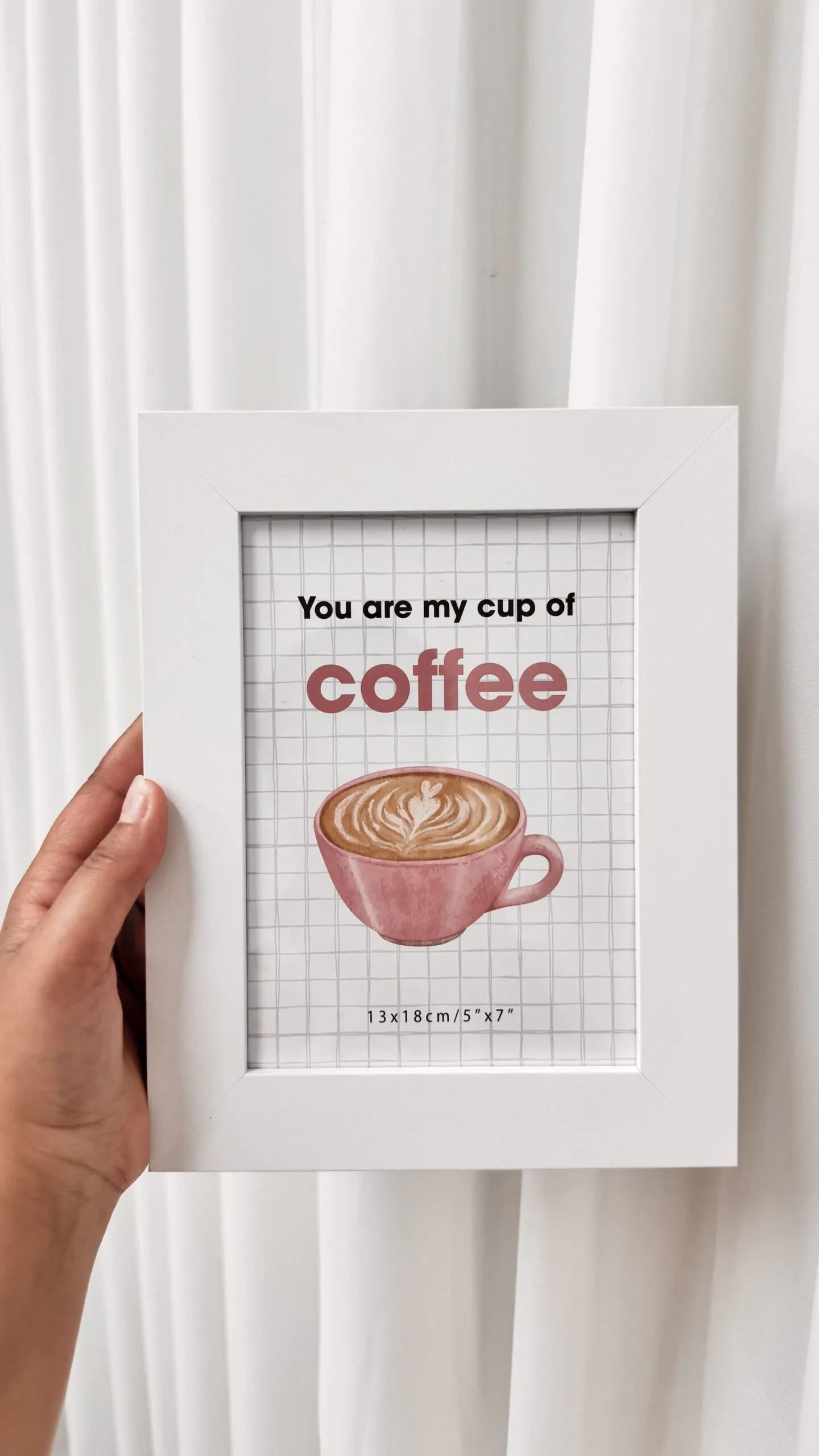 ⁦برواز ابيض اطار كبير⁩ - الصورة ⁦2⁩